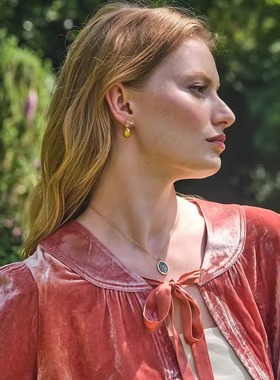 英国代购Fable England复古金色玫瑰画框项链 玫瑰项链