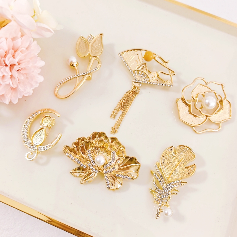 DIY仿烧蓝花朵螺钿胸针