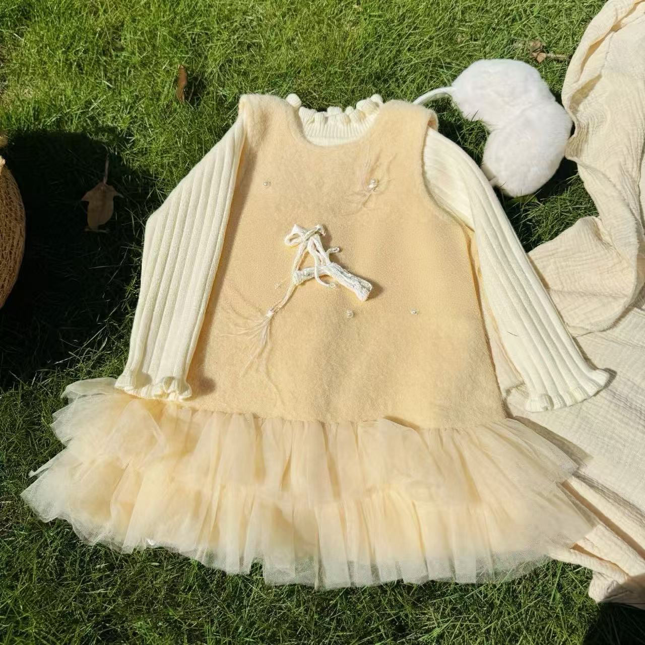 女童奶黄包黄色加绒背心网纱裙显白洋气周岁礼服套装裙子2025新潮