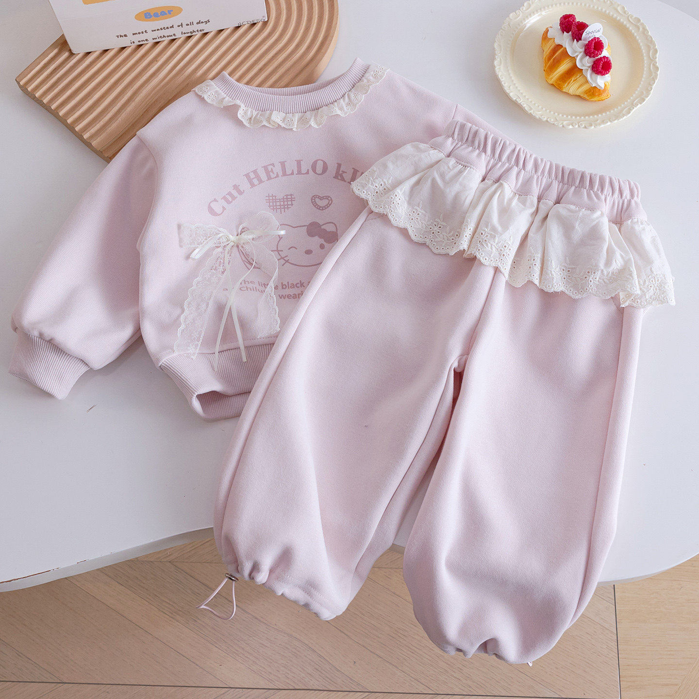 可爱女童花边卫衣套装春季新款女宝宝甜美两件套休闲裤