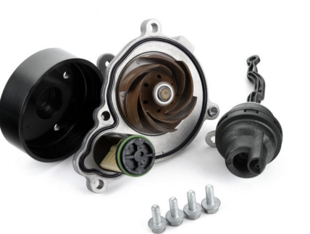 宝马5系水泵总成BMW/宝马