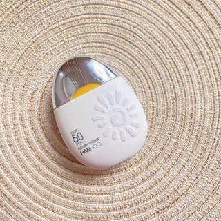 韩后太阳蛋防晒霜美白隔离控油皮清爽SPF50+户外学生正品防晒露