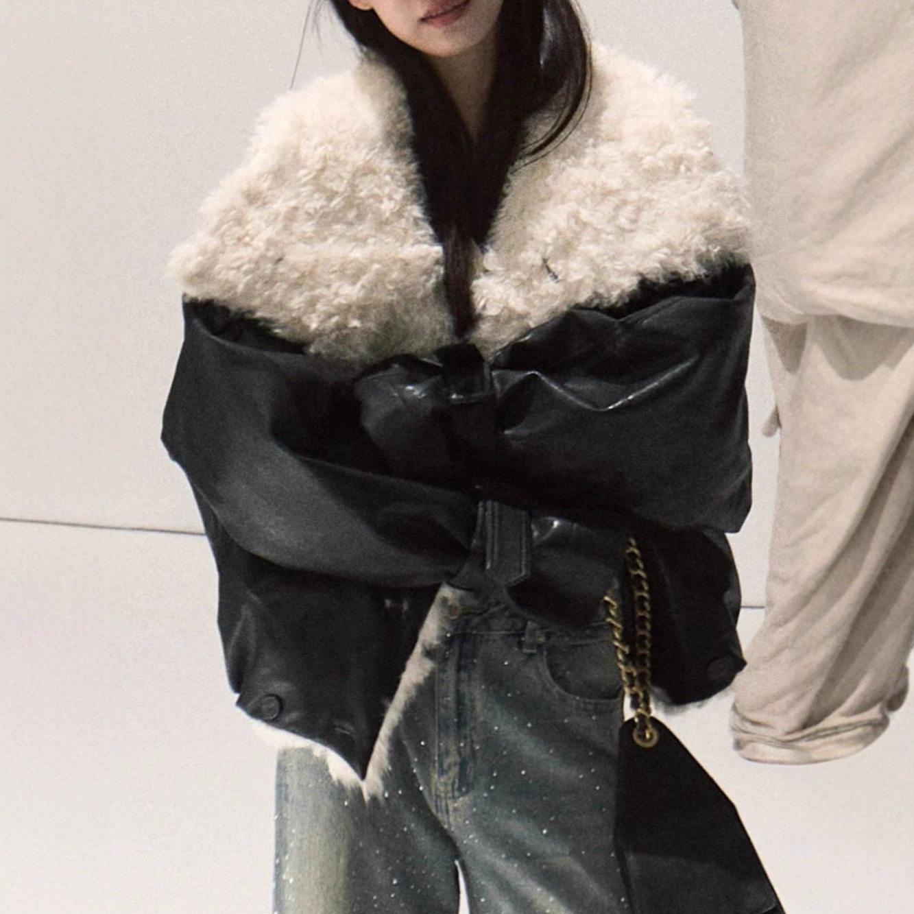 怕冷星人也能又美又暖  小羊羔毛毛短款皮外套女加厚翻领派克服冬,女装/女士精品,短外套,淘宝优惠券,粉丝福利购,淘宝优惠卷