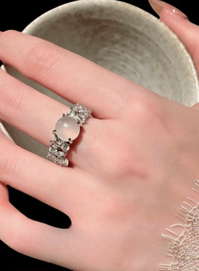 荔枝冻时尚百搭宝石戒指 水灵水灵 公主笑高级感蝴蝶锆石戒指