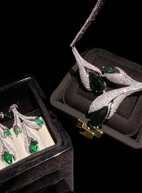 意大利奢华祖母绿马蹄莲宝石项链 Vintage孔雀绿花苞锆石耳环百搭