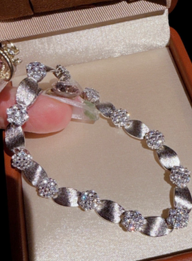 珠宝缱绻繁花豪镶钻金丝拉花缎带手链 晚宴高定 竹节点钻手镯套装