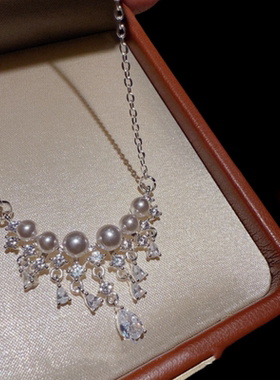 珠宝 璀璨星河泪滴宝石珍珠项链 花间秘境 海蓝水滴豆蔻耳环套装