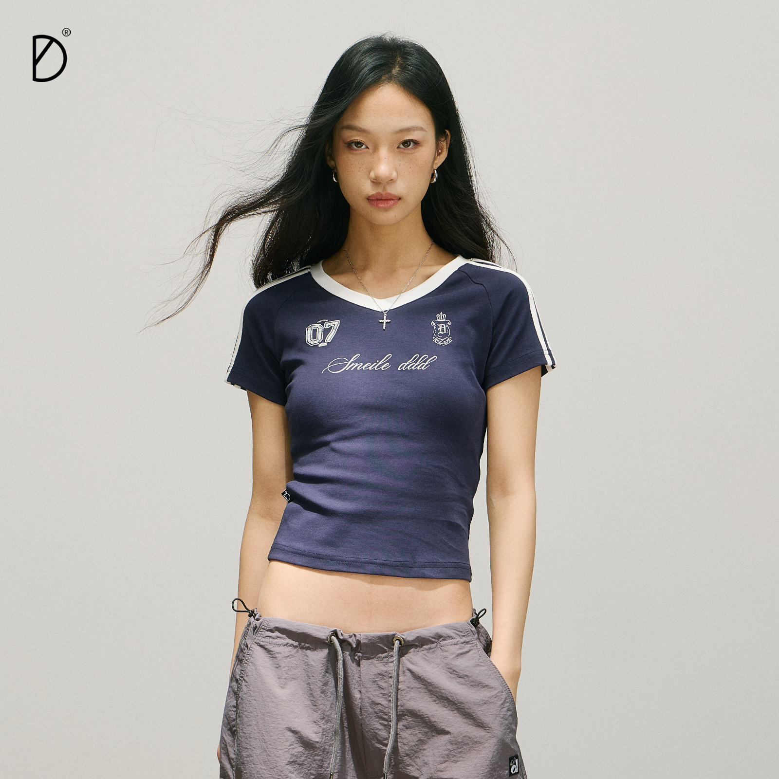 SMILE DDD织带V领撞色球衣短袖夏季美式拼接修身显瘦街舞辣妹T恤