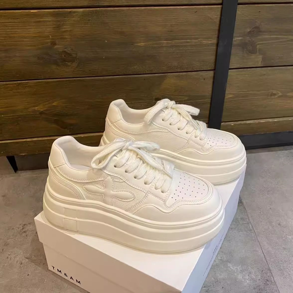 厚底小白鞋女2025春季新款时尚舒适百搭真皮透气松糕增高休闲板鞋