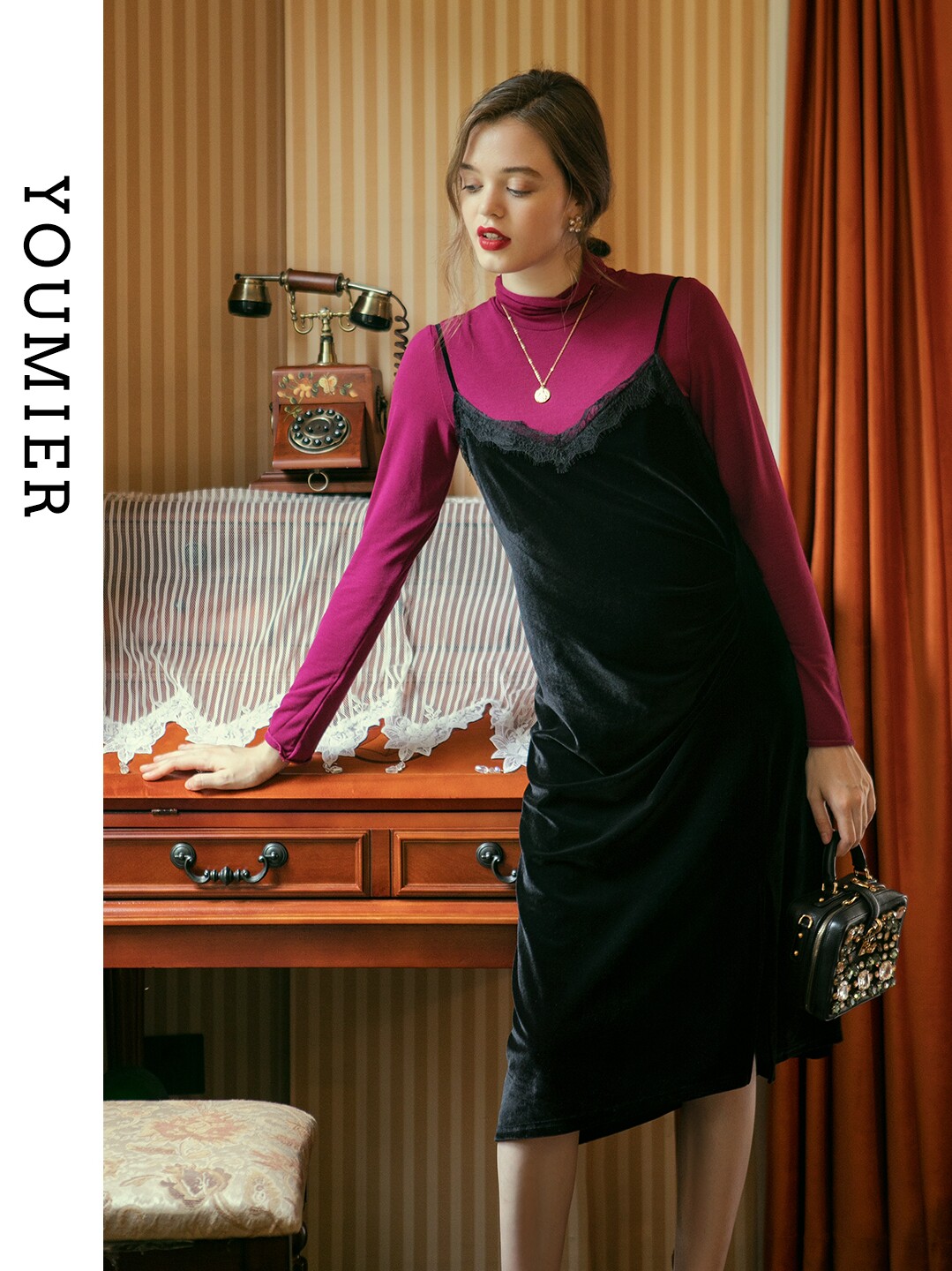 [SPECIAL AREA 2 PIECES 5% OFF] UMIL MATERNITY CLOTHES AUTUMN NEW PREGNANT WOMEN VELVET SUNDRESS LACE