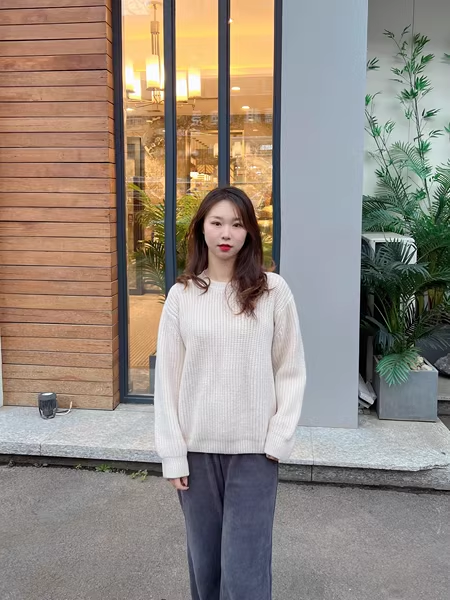 慵懒风宽松毛衣女减龄洋气粗毛线套头短款纯色秋冬季打底衫加厚