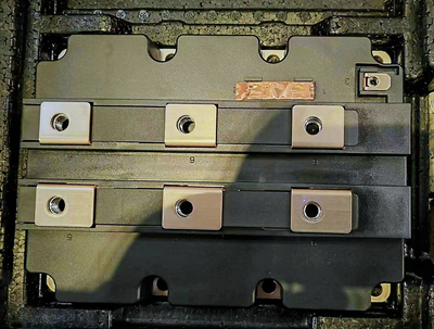 现货  FZ2400R17HE4P_B9_S1  FZ2400R17HE4P_B9