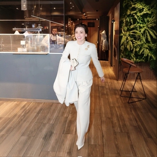 两件修身 泰国王后同款 裤 套装 职业干练西服商务OL 白色圆领羊毛西装