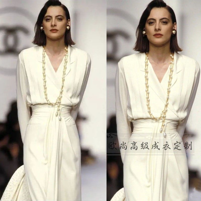 高级定制走秀经典款白色西装领真丝连衣裙女长款褶皱收腰名媛气质