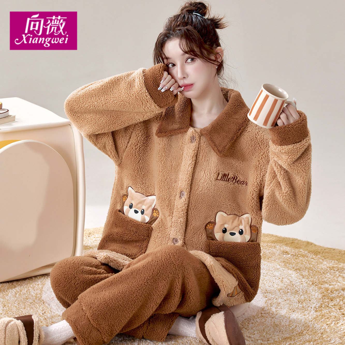 秋冬天新款女士法兰绒保暖家居服甜美可爱可外穿珊瑚绒睡衣两件套