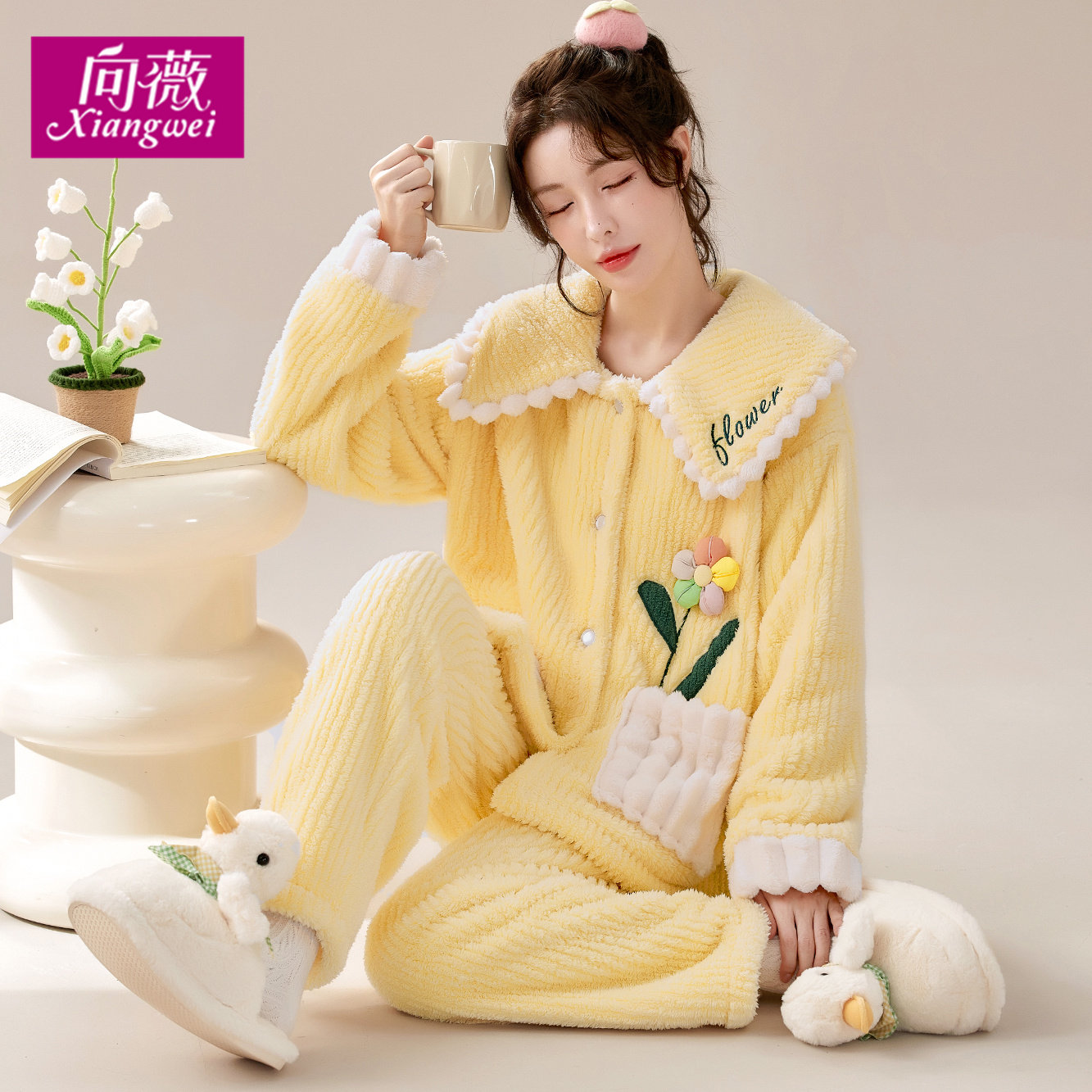 新款秋冬加厚甜美珊瑚绒睡衣女开衫法兰绒宽松大码加绒家居服套装