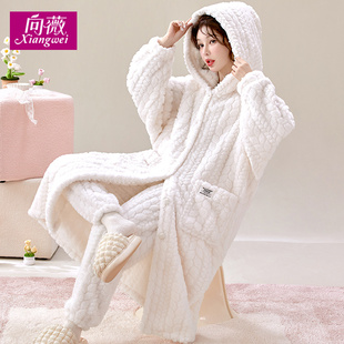 暖绒保暖长款女士连帽珊瑚绒家居服可外穿法兰绒睡袍冬天长毛睡衣