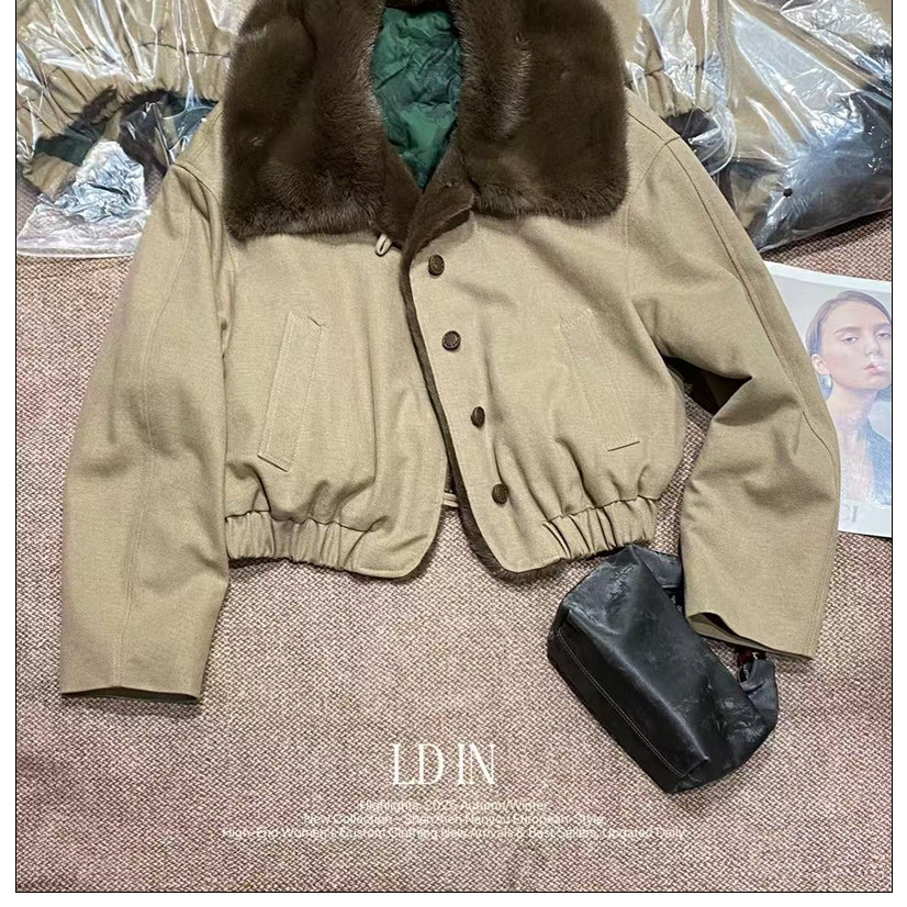 羊小姐高端女装定制2025秋冬新品卡其色水貂毛领棉麻鹅绒服外套