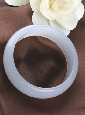 天然白玉石手镯 女款玉手镯 白玉手镯羊脂级玉镯子