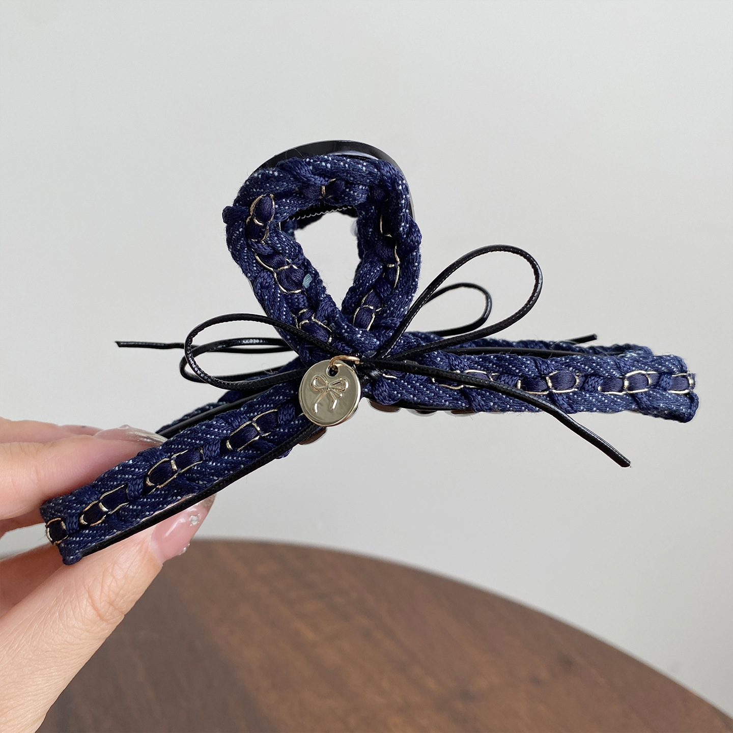 韩系牛仔蝴蝶结链条抓夹女2025新款发量多发抓后脑勺大号鲨鱼夹子