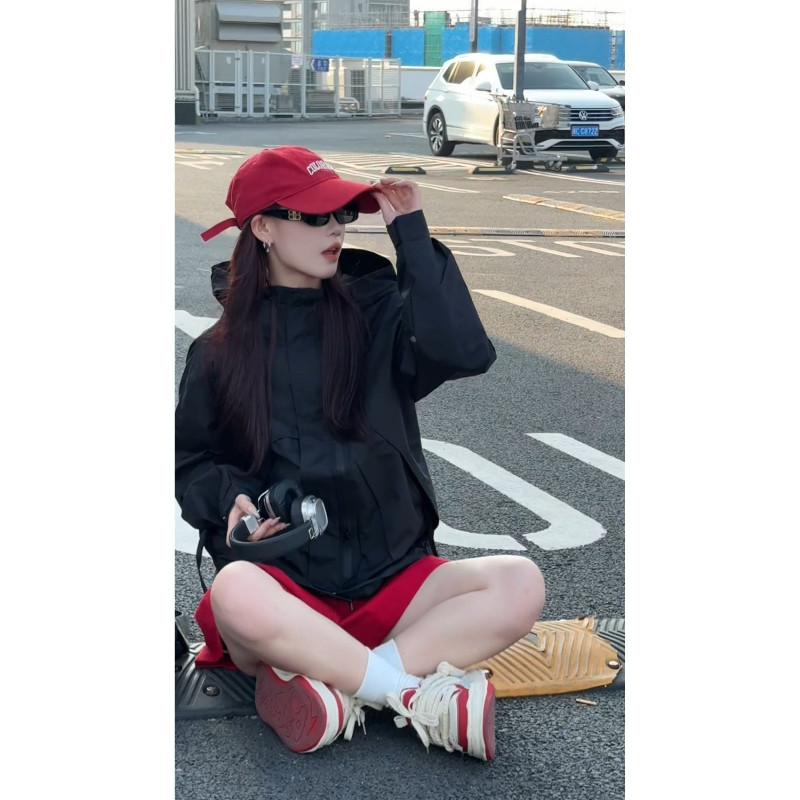 春秋软壳防风防水显白冲锋衣