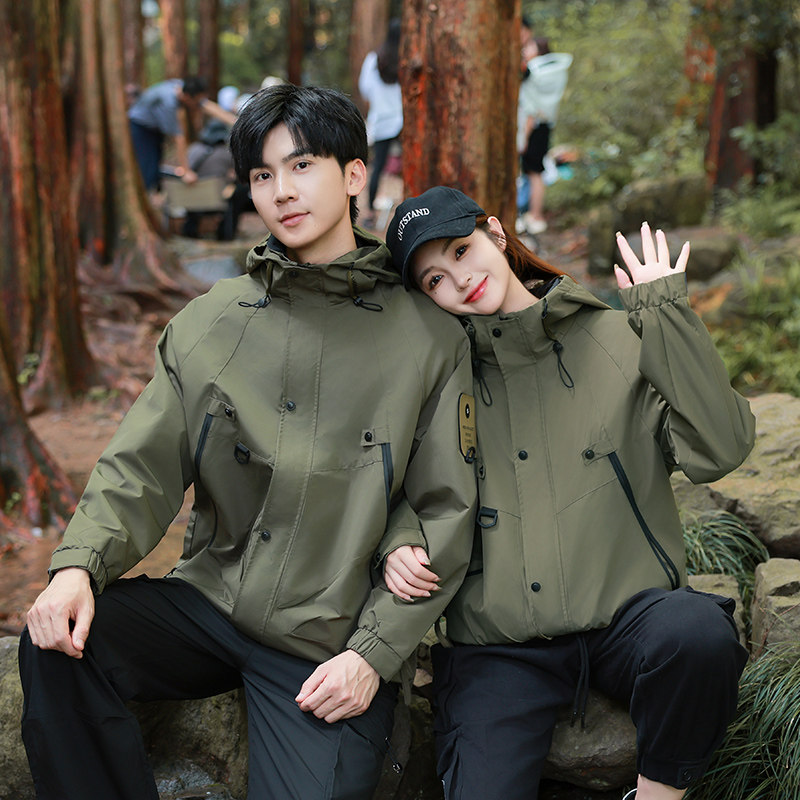 春秋季外套男女款冲锋衣2025新款爆小个子夹克登山服户外薄情侣款