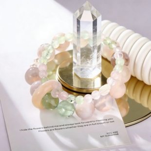 春山集 多宝原创樱花玛瑙葡萄石手串轻奢手链 Francesca 瑞士