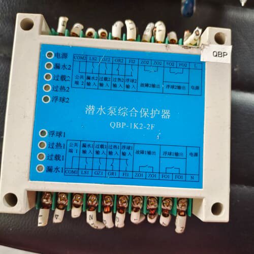 议价拆货潜水泵综合保护器 QBP-1K2-2F 3个，有需要