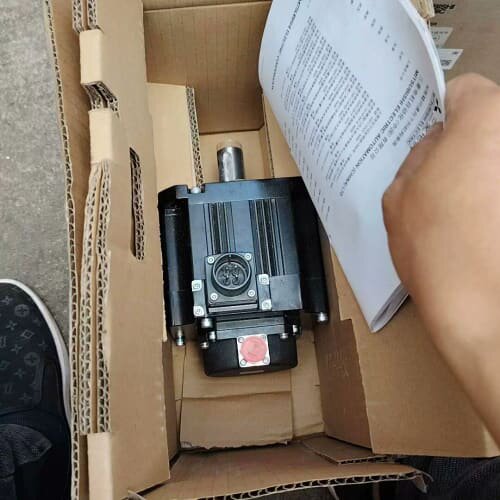 议价TM262L10MESE8TPLC!