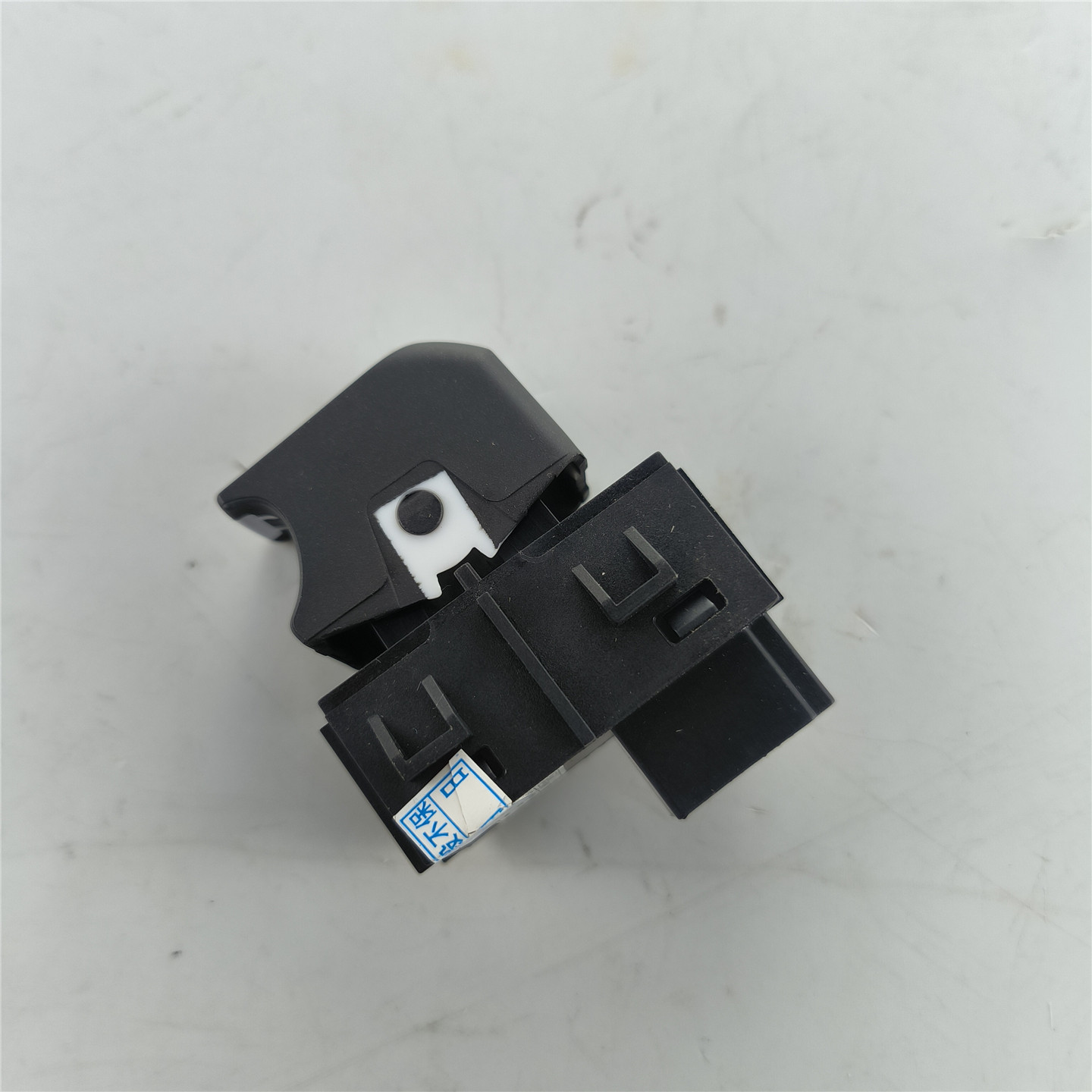 适用于荣威950 E950停车制动单元开关 电子手刹开关
