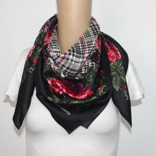 秋冬桑蚕丝斜纹绸经典黑格子红花90*90cm大方巾真丝围巾春夏披肩