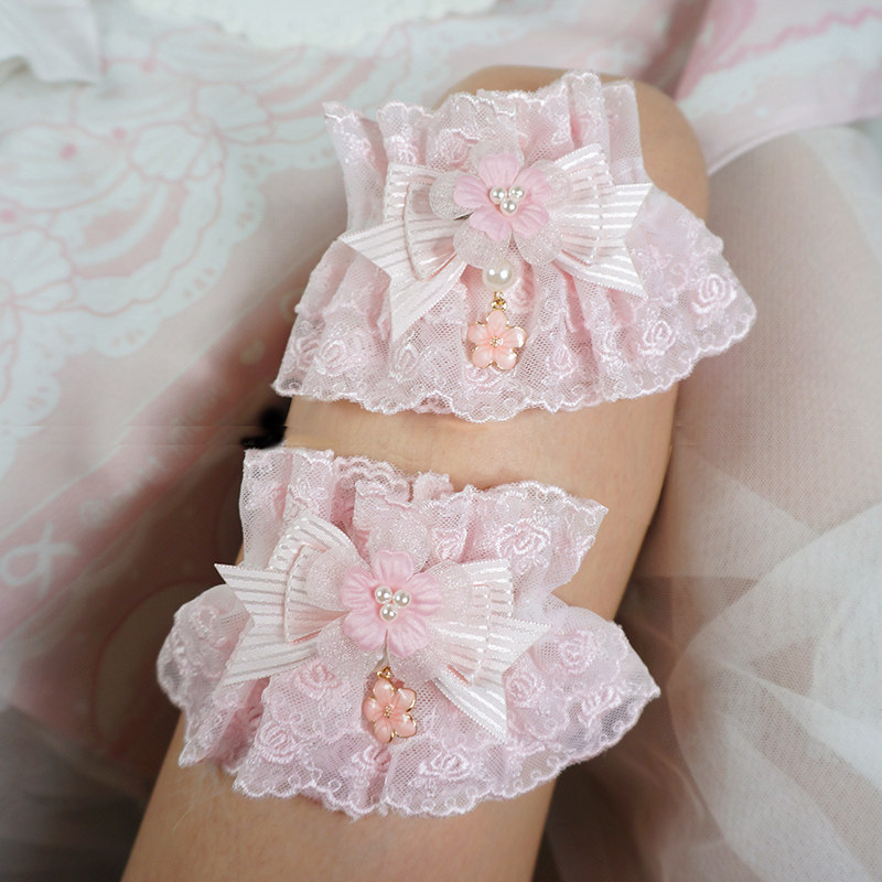 原创粉色Lolita蕾丝手袖樱花树下的告白搭配蝴蝶结洛丽塔小物包邮