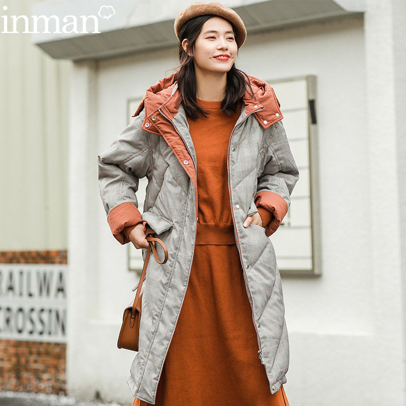 茵曼旗舰店茵蔓文艺小格子轻薄羽绒服女中长款轻便过膝2020年新款