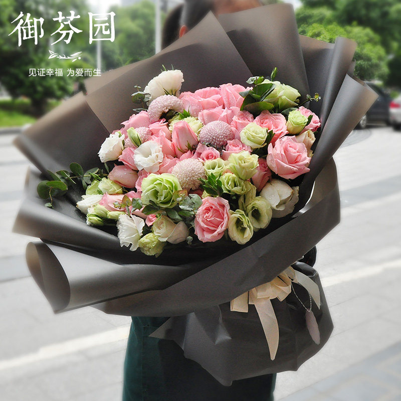 长沙同城鲜花速递红玫瑰抱抱桶表白花束生日韩式礼盒花店送花上门