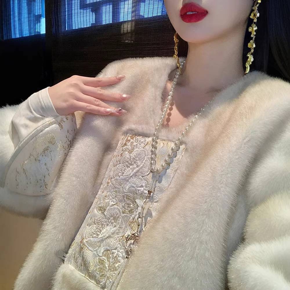 麓津自制《银装素裹》织金环保水貂芙蓉钉珠花加厚仿皮草外套冬季