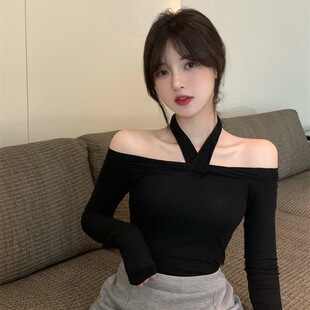 一字领挂脖性感露肩上衣女秋冬修身长袖t恤女黑色时尚百搭打底衫