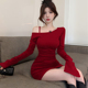 辣妹性感超好看显身材黑色露肩连衣裙女一字肩紧身包臀绝美短裙子