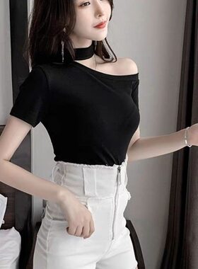 斜肩挂脖性感镂空上衣女