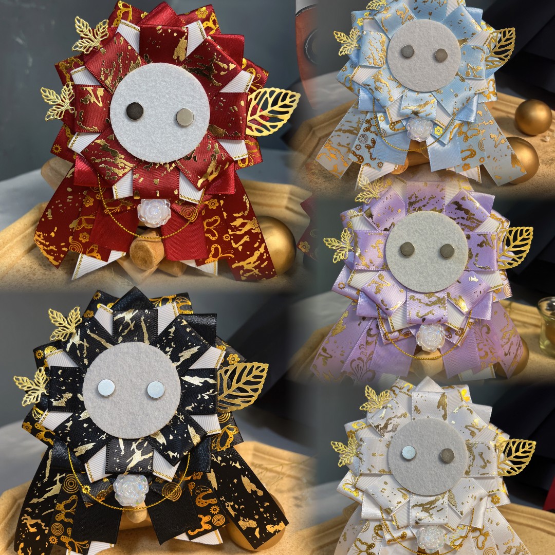 吧唧托痛包装饰物徽章谷子展示托图片