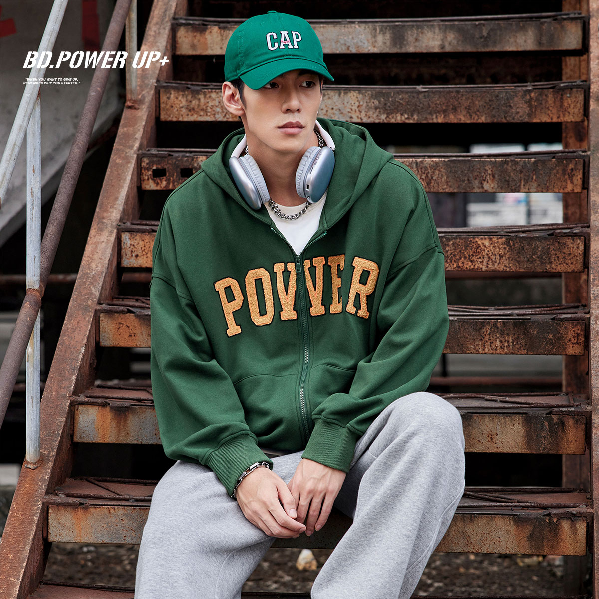 秋季刺绣连帽卫衣男宽松外套