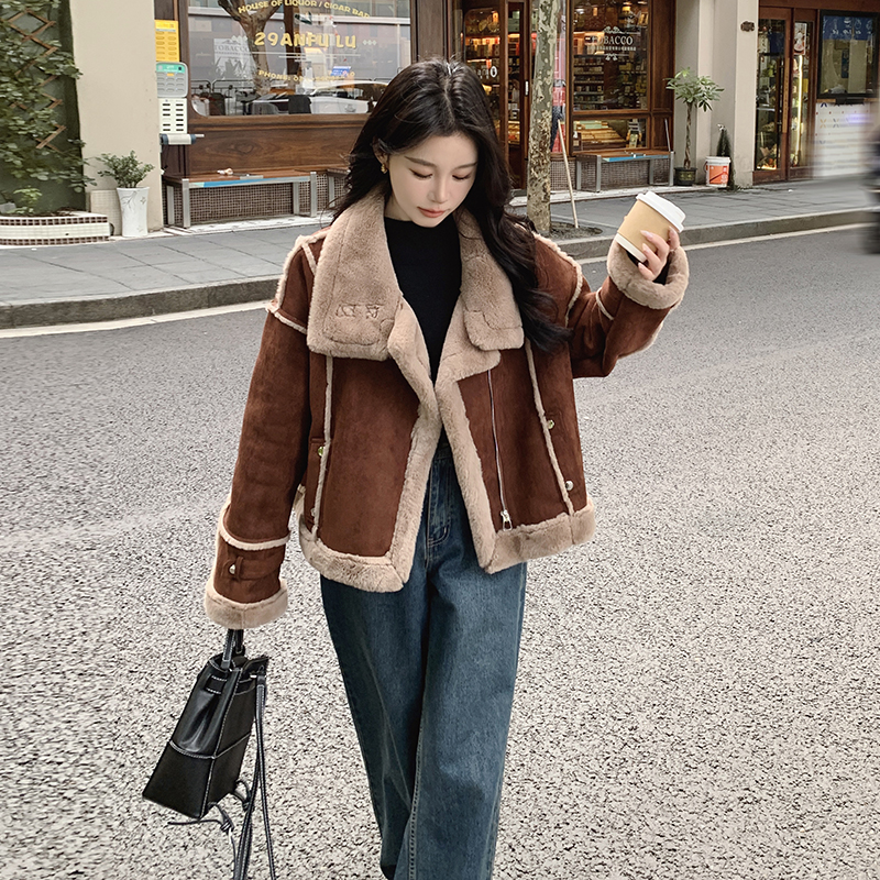 【冬季新品】美拉德系皮毛一体机车风外套保暖外套女咖啡色上衣