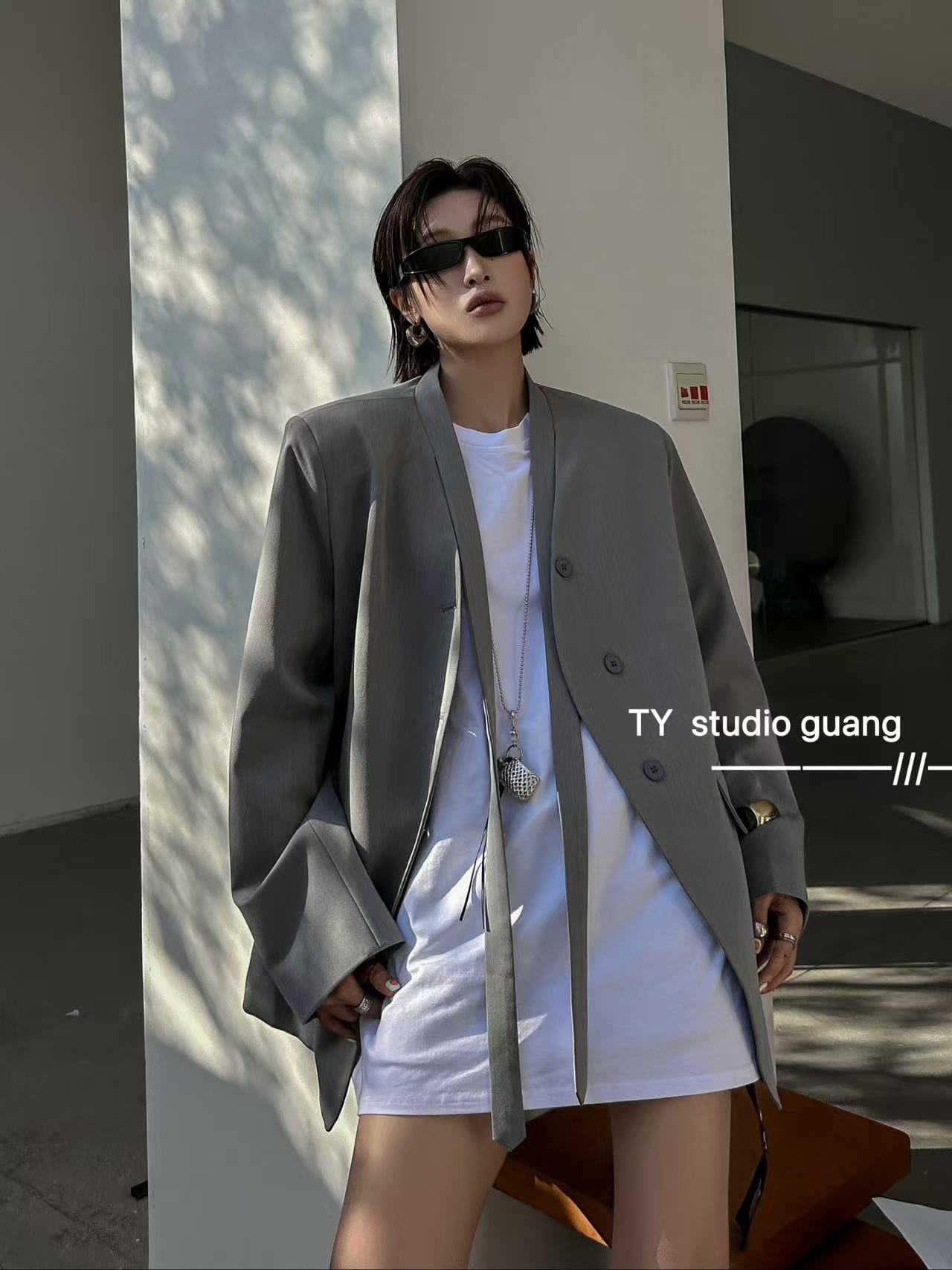 黑色西装外套女春季新款高级感宽松气质独特飘带设计感小众西服