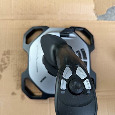 罗技 Logitech Extreme 3D Pro 飞行摇—议价