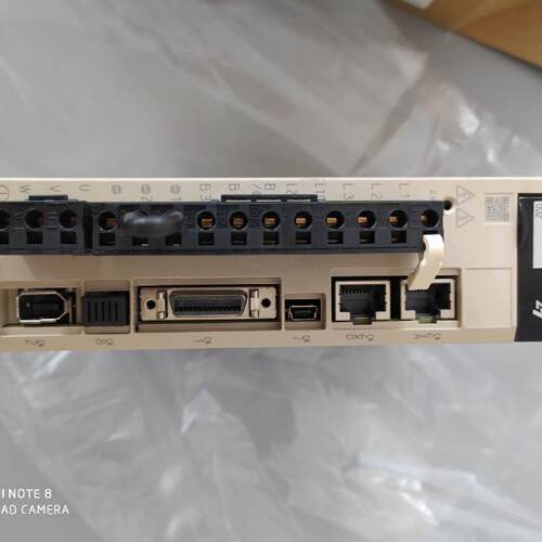议价SGD7S-180A00A002 安川驱动器 现货供应 质保1年