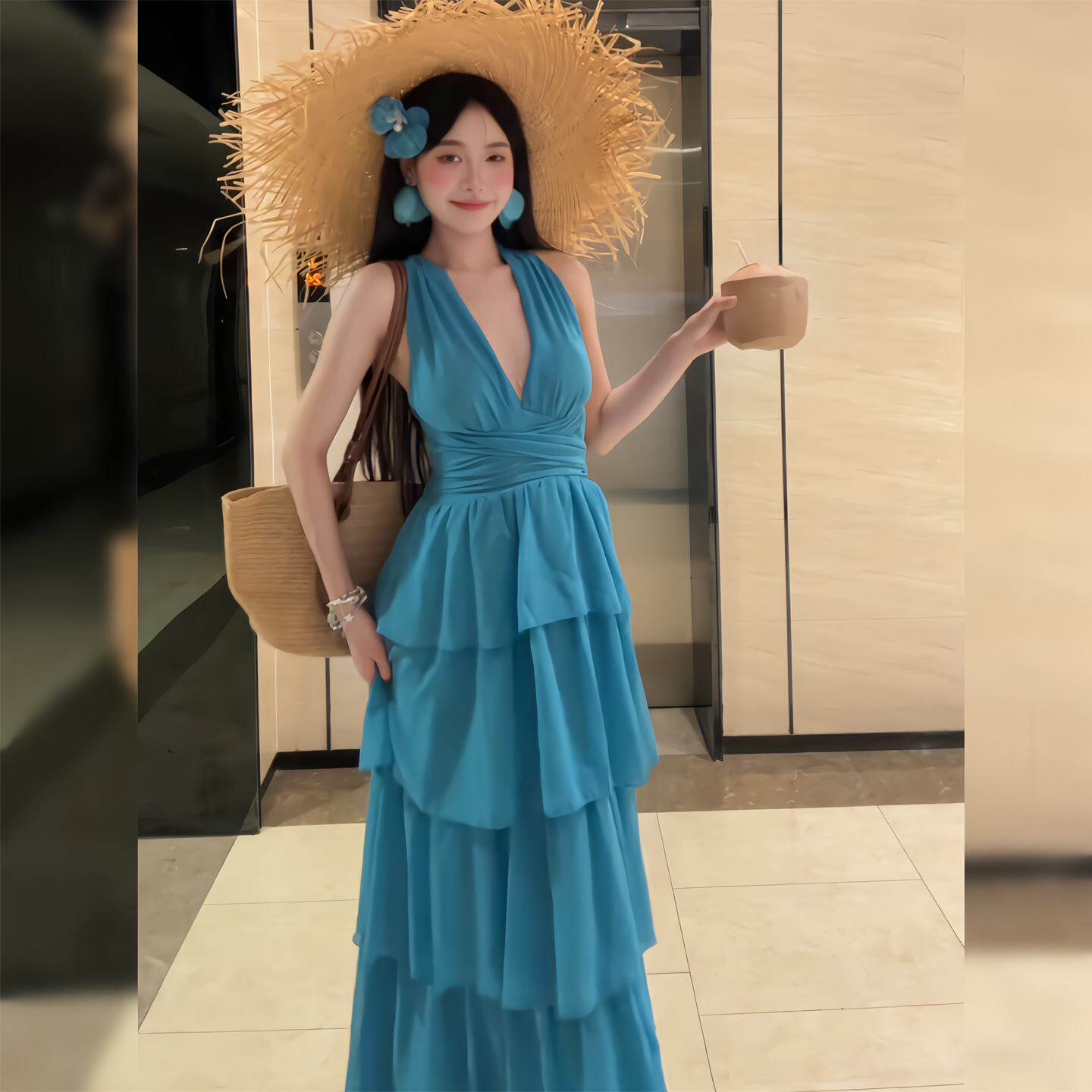 性感海边度假风深V挂脖连衣裙女蓝色露背绑带蛋糕长裙子超仙出片