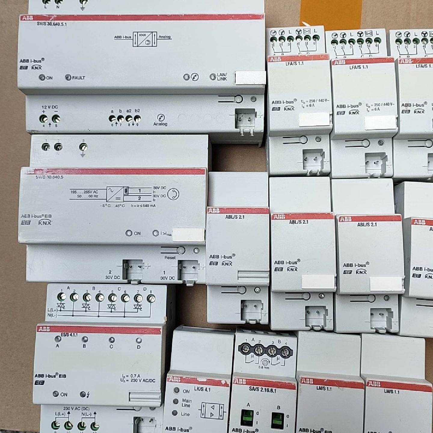 ABB智能电源模块正品各种型号每个价格不同不止下