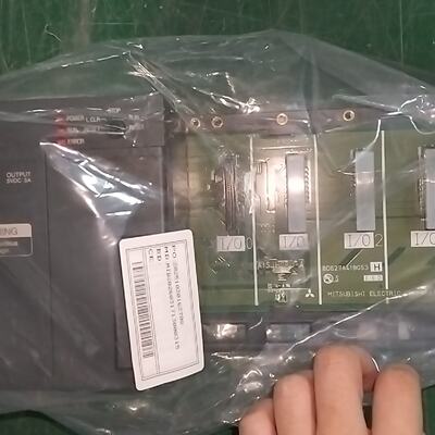MITSUBISHI A1SJHCPU PLC控制器，原—议价