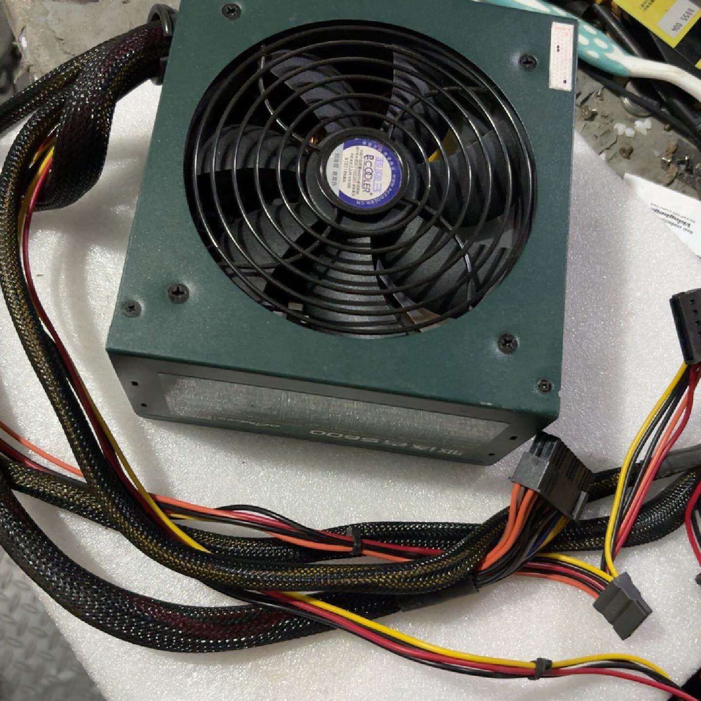 询价-超频3驱逐者S600额定500W台式机电源