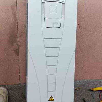 议价—议价ABB变频器ACS51001031A4成色漂亮