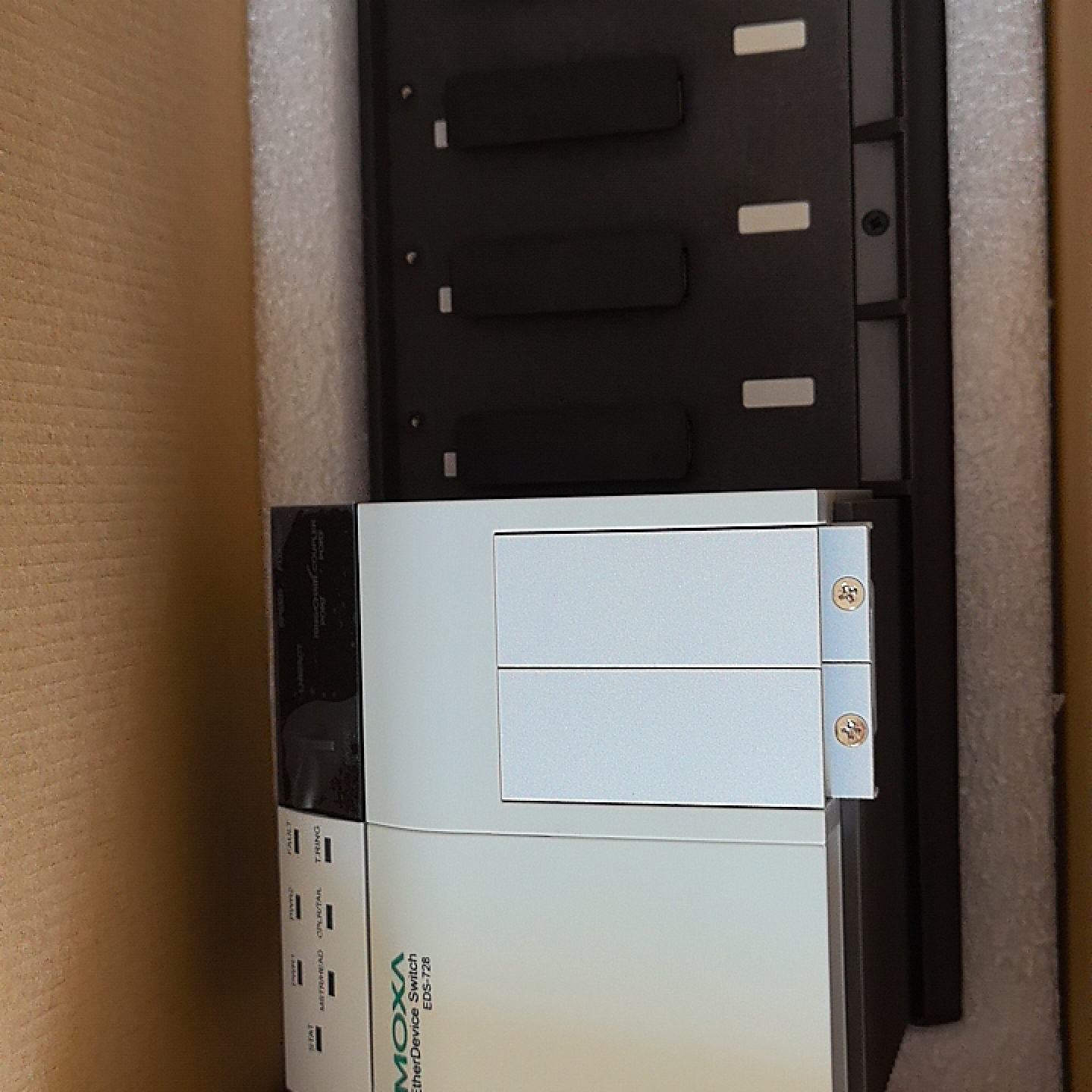 议价现货 全新 EDS-72810G 网管型交换机